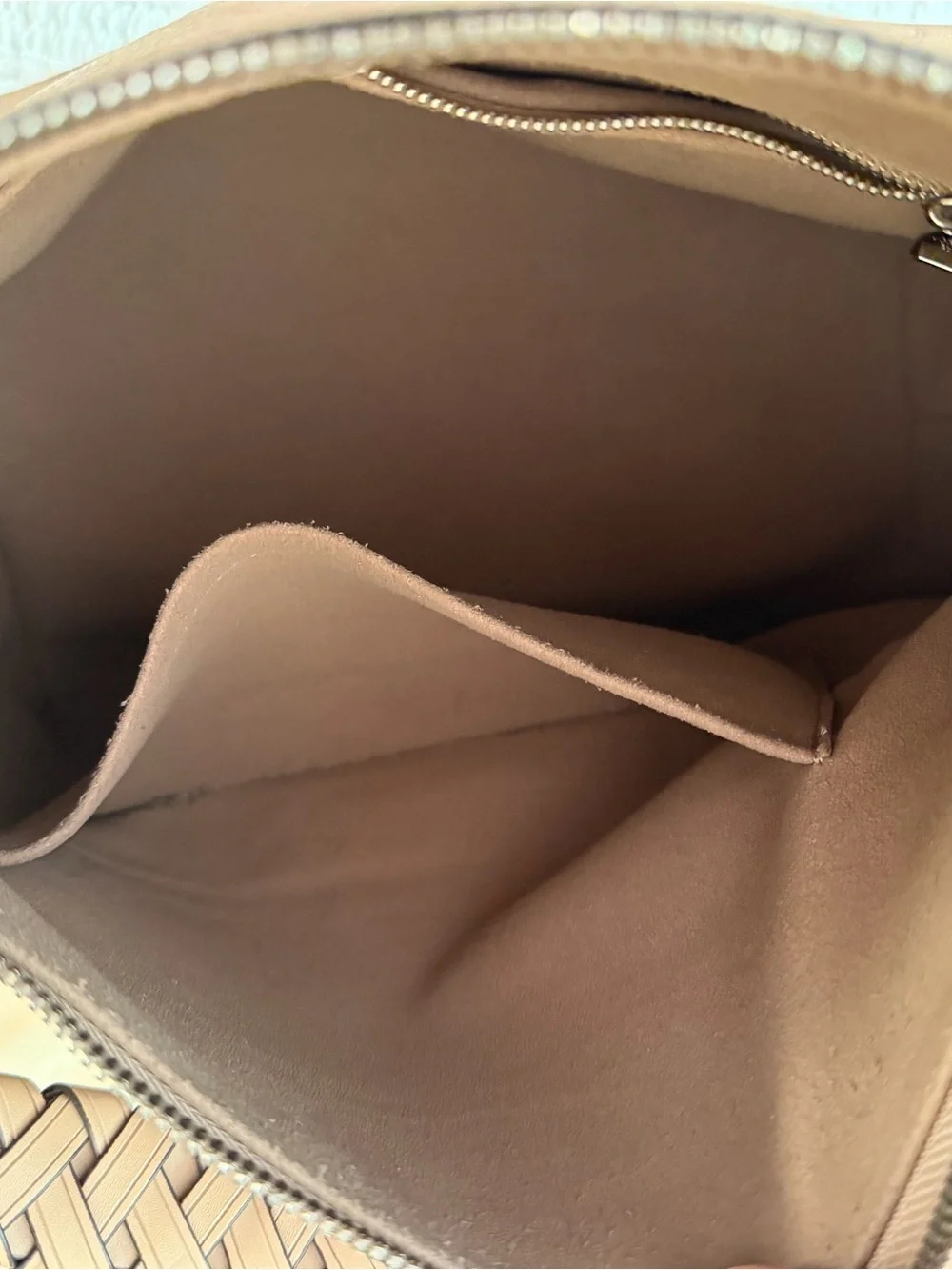 Louis Vuitton Mahina Leather Beaubourg Hobo MM bag with matching wallet